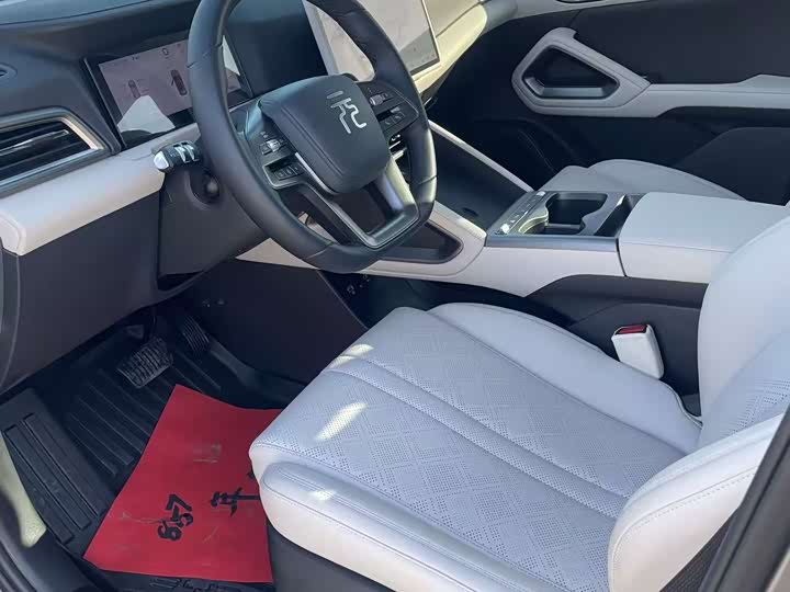 Фото 5 - BYD Yuan Up