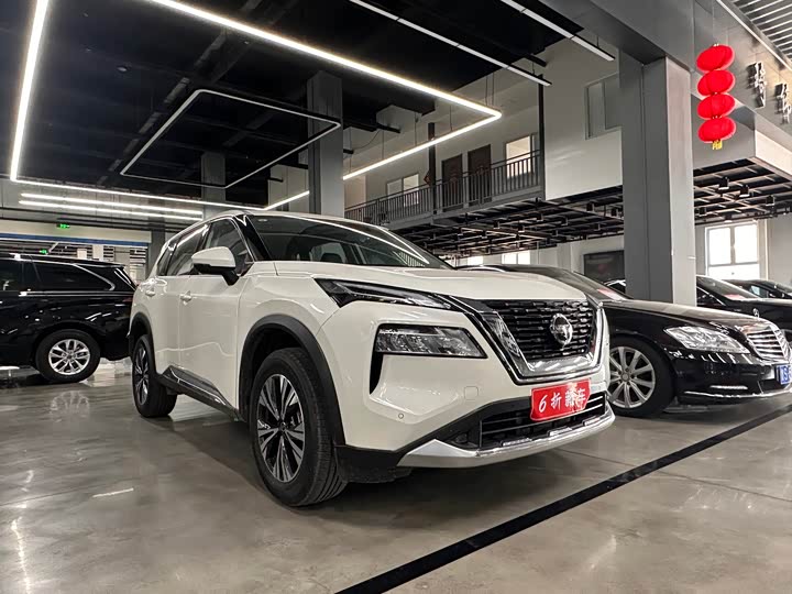 Фото 3 - Nissan X-Trail