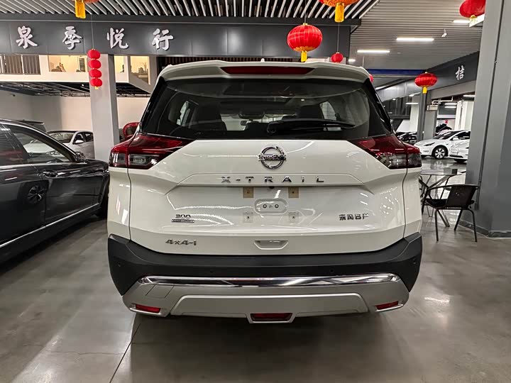 Фото 6 - Nissan X-Trail