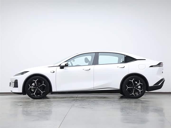 Фото 5 - Changan Deepal SL03