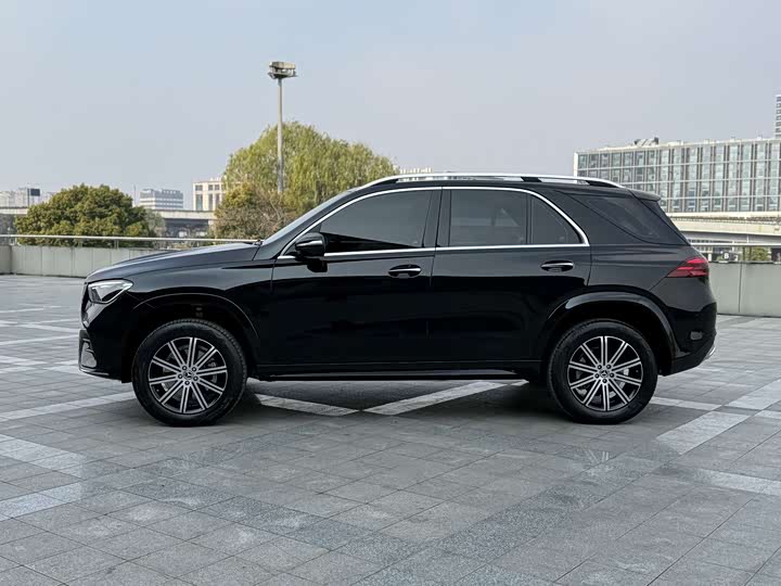 Фото 3 - Mercedes-Benz GLE-Class