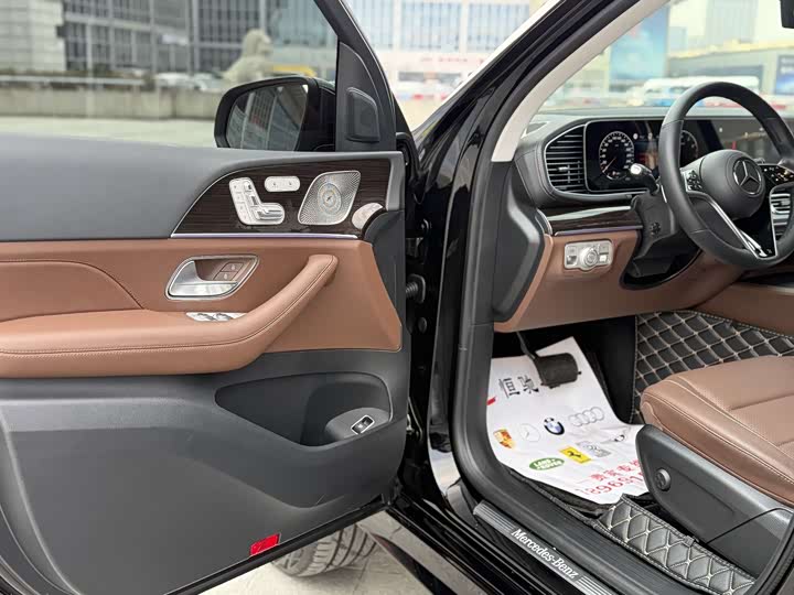 Фото 8 - Mercedes-Benz GLE-Class