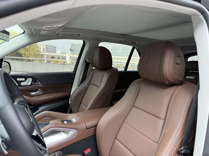 Фото 9 - Mercedes-Benz GLE-Class