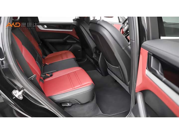 Фото 8 - Porsche Cayenne Hybrid