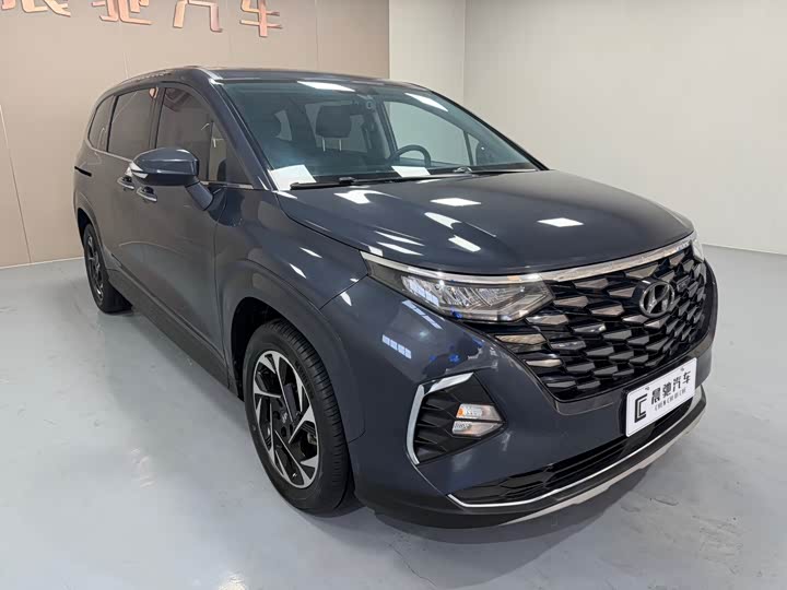 Фото 3 - Hyundai Custo