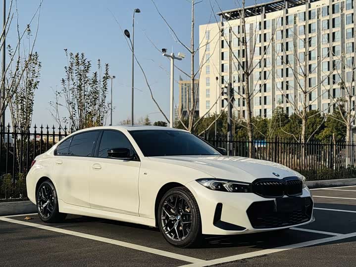 Фото 3 - BMW 3 Series