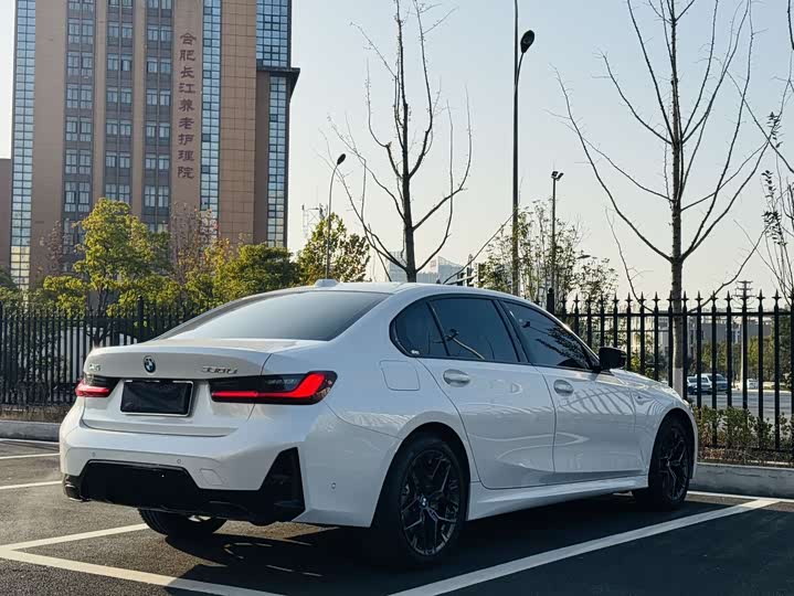 Фото 7 - BMW 3 Series