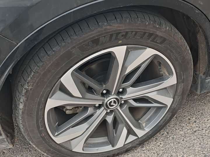 Фото 7 - Mazda EZ-6