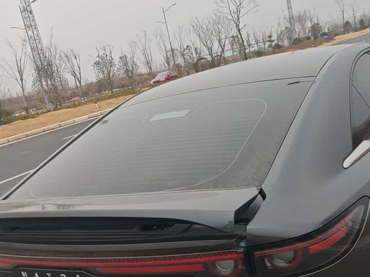 Фото 9 - Mazda EZ-6