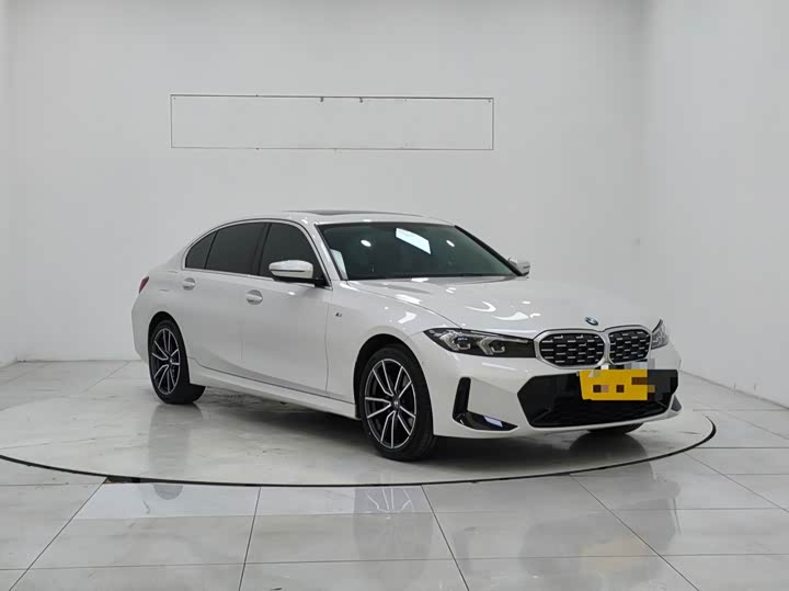 Фото 3 - BMW 3 Series