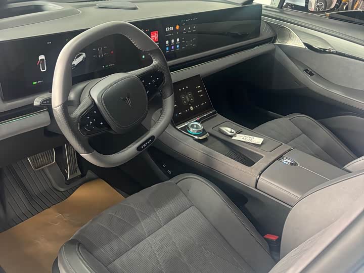 Фото 4 - Voyah Passion