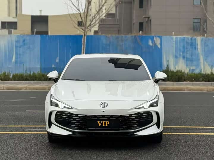 Фото 2 - MG Motor 7