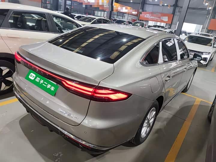 Фото 7 - Geely Galaxy Starshine 6