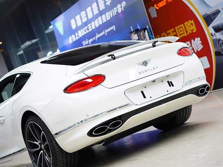 Фото 3 - Bentley Continental GT