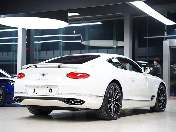 Фото 7 - Bentley Continental GT