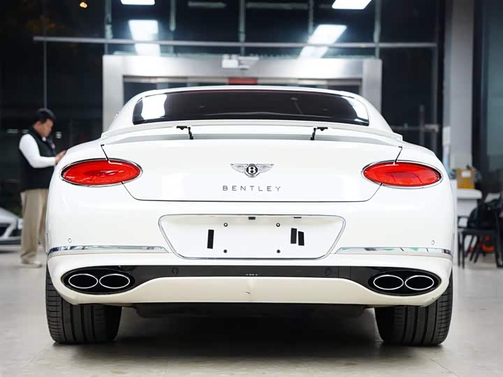 Фото 8 - Bentley Continental GT