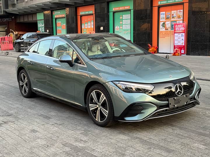 Фото 3 - Mercedes-Benz EQE