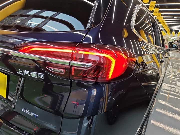 Фото 8 - Buick Envision Plus