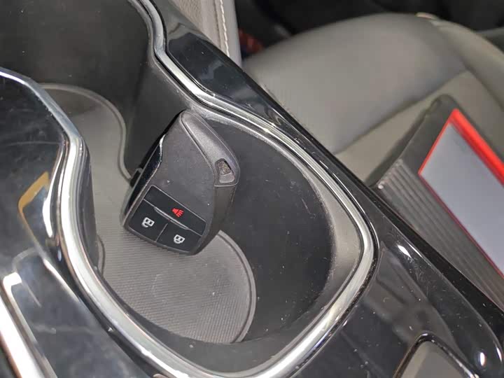 Фото 9 - Buick Envision Plus