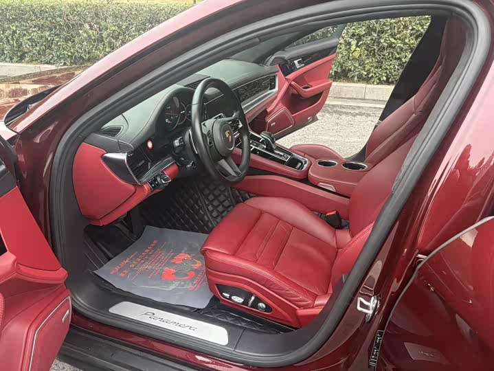 Фото 6 - Porsche Panamera