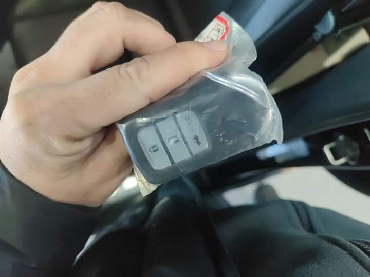 Фото 9 - Honda Accord