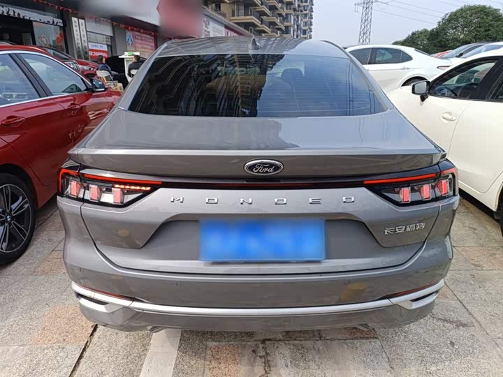 Фото 6 - Ford Mondeo