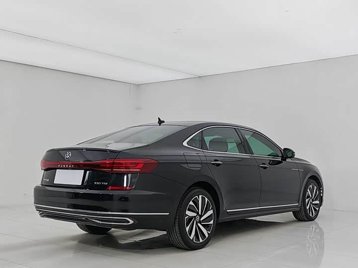 Фото 6 - Volkswagen Passat