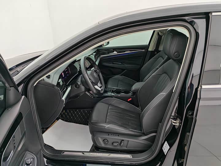 Фото 9 - Volkswagen Passat