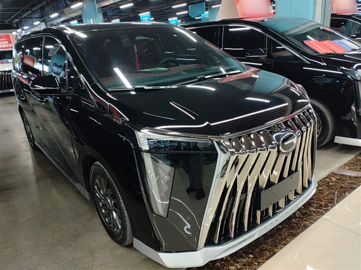 Фото 4 - GAC Trumpchi M8