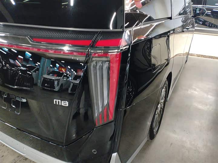 Фото 8 - GAC Trumpchi M8