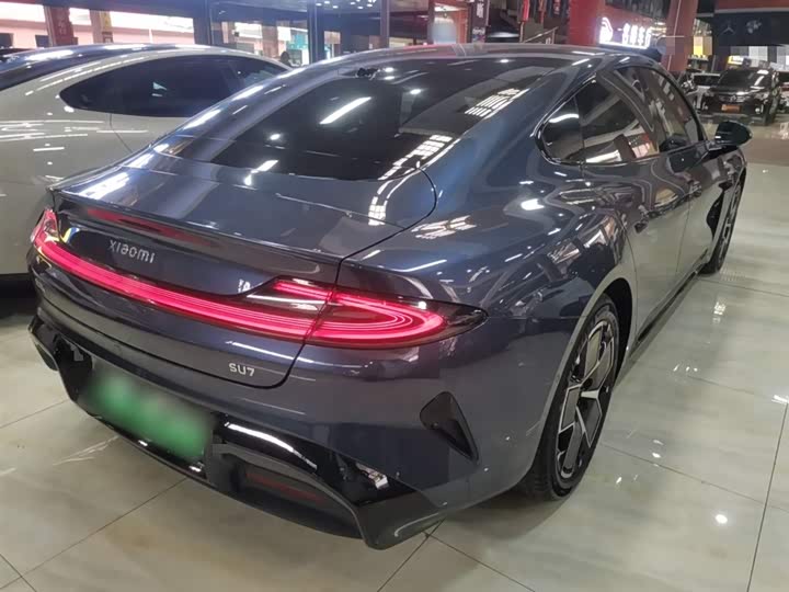 Фото 7 - Xiaomi SU7