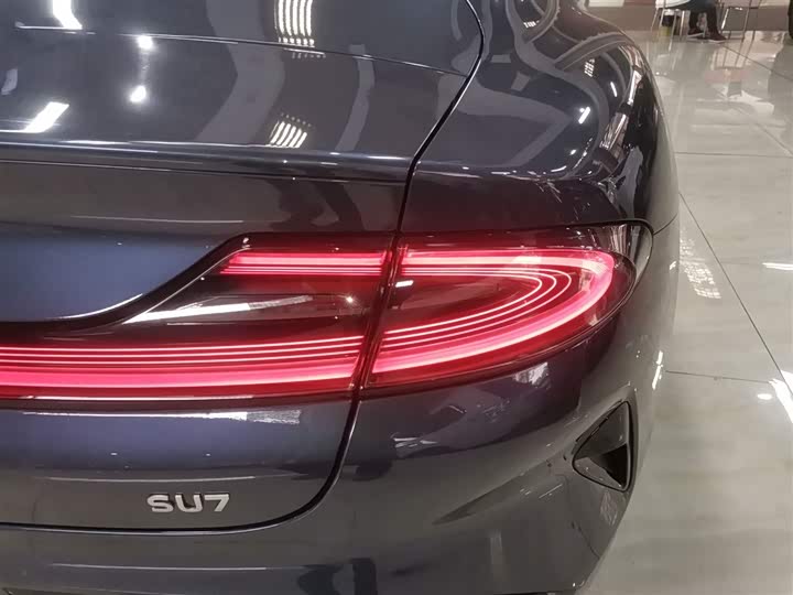 Фото 8 - Xiaomi SU7