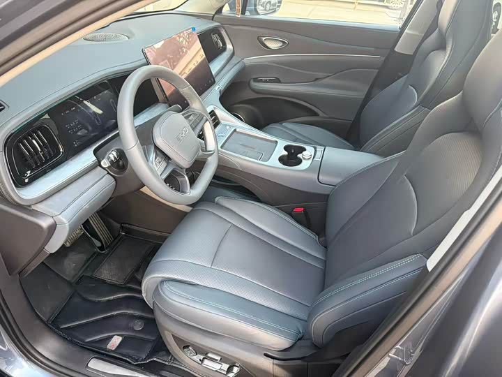 Фото 8 - BYD Sea Lion 07 DM-i Hybrid