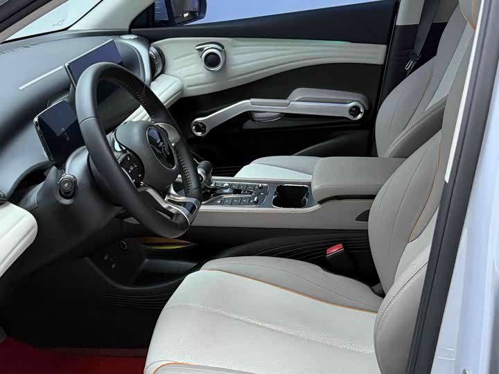 Фото 5 - BYD Yuan Plus