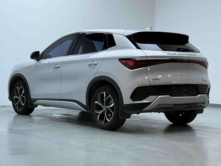 Фото 8 - BYD Yuan Plus