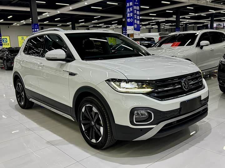 Фото 3 - Volkswagen Tacqua