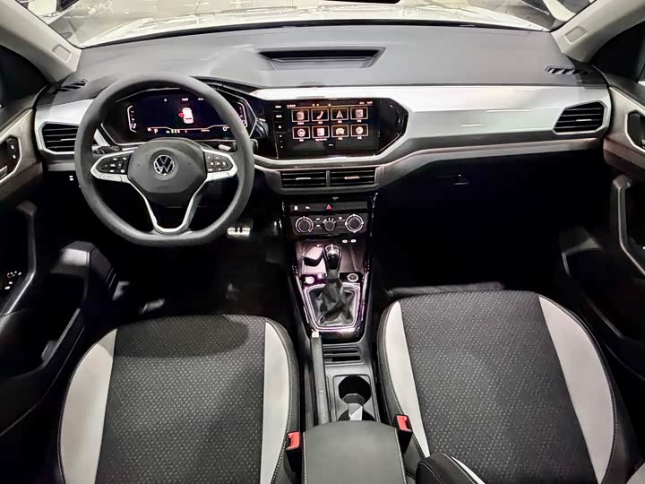 Фото 6 - Volkswagen Tacqua