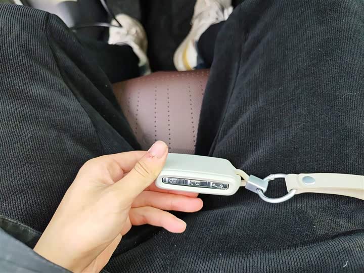 Фото 9 - Volvo XC40