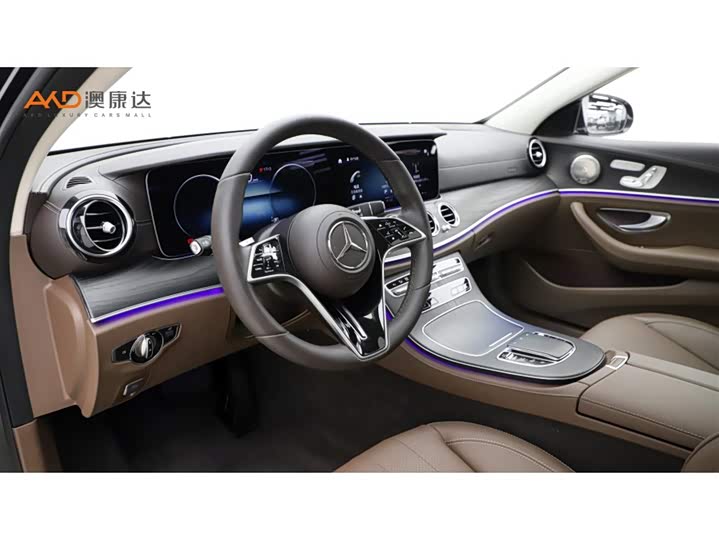 Фото 6 - Mercedes-Benz E-Class