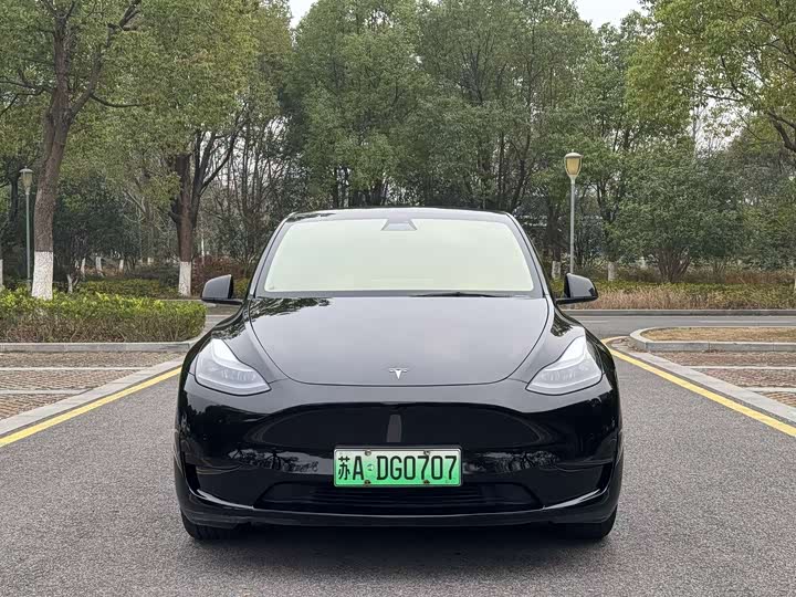 Фото 2 - Tesla Model Y