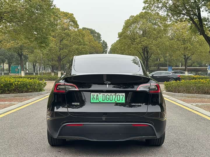 Фото 7 - Tesla Model Y