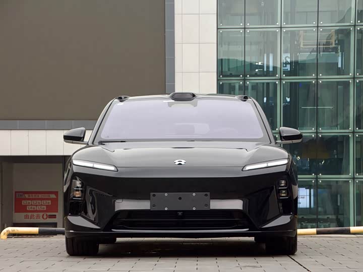 Фото 2 - Nio ET5T