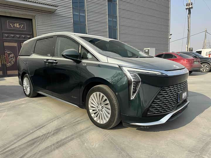 Фото 2 - Buick GL8 Century