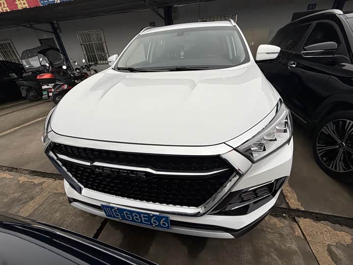 Фото 2 - Jetour X95