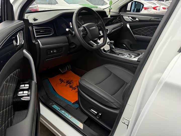 Фото 4 - Jetour X95