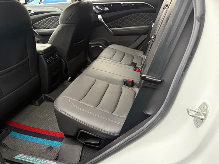 Фото 5 - Jetour X95