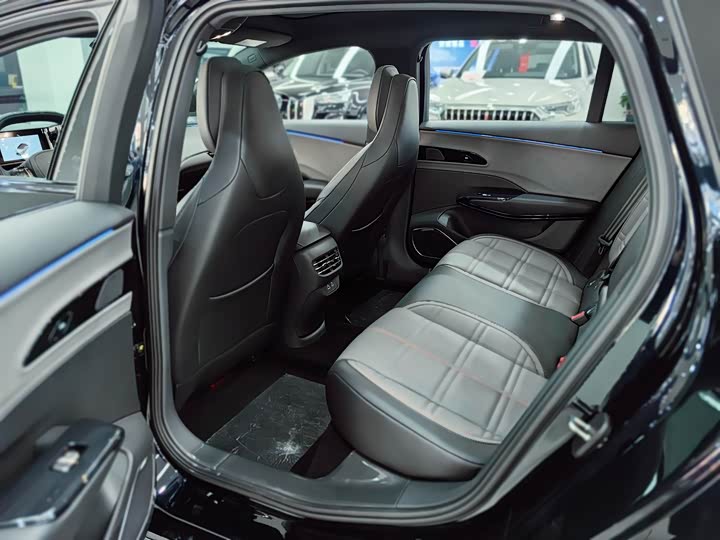 Фото 5 - Hongqi EH7