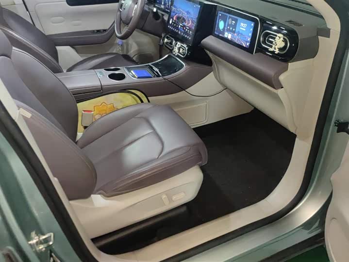 Фото 8 - Leapmotor C11