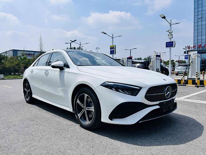 Фото 3 - Mercedes-Benz A-Class