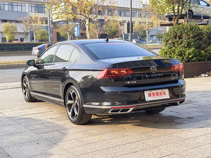 Фото 6 - Volkswagen Magotan